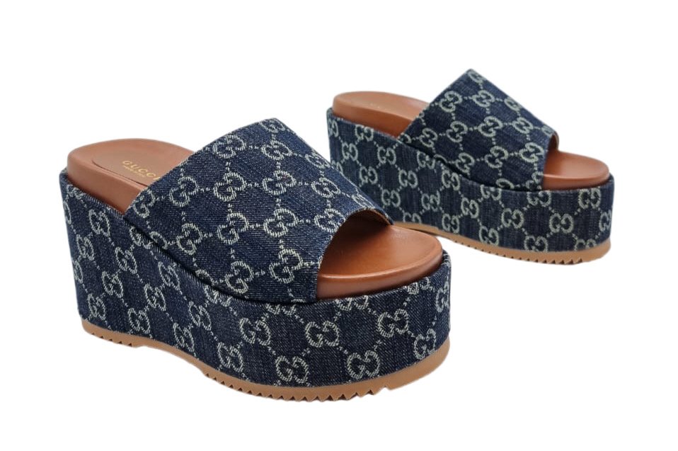 bosonozhki-gucci-gg-supreme-130-sinie_f10333080