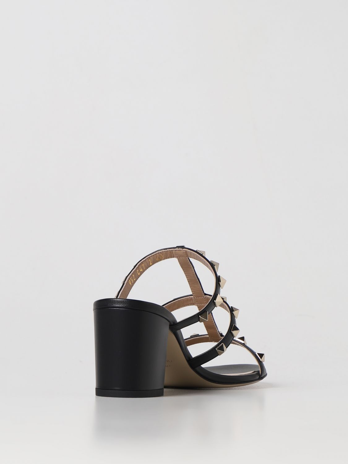 bosonozhki-valentino-rockstud-chernye1_f10322030