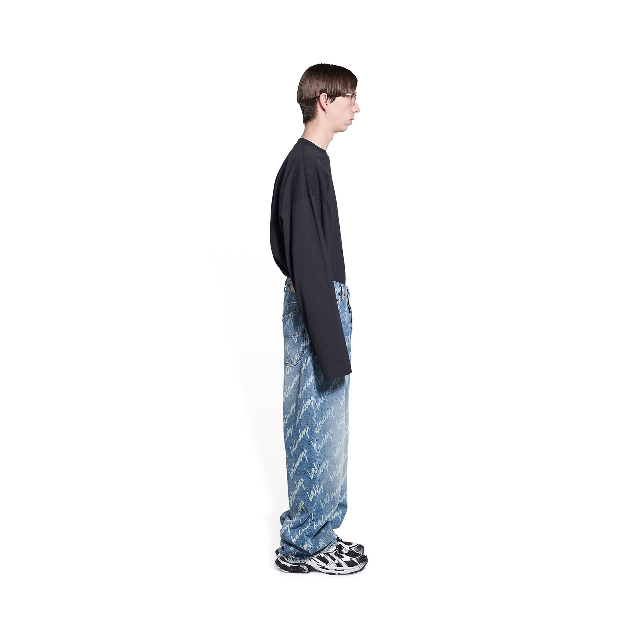 dzhinsy-balenciaga-allover-logo-sinie2_m10324780