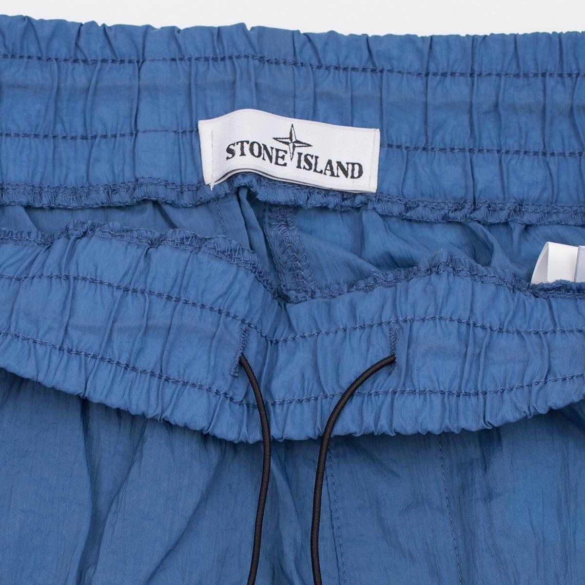 dzhinsy-stone-island-nylon-metal-sinie2_f10351120