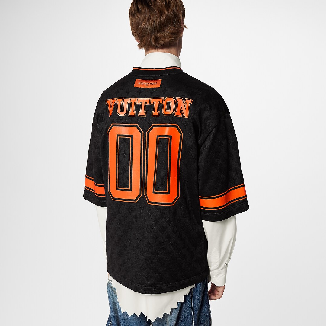 futbolka-louis-vuitton-monogram-sporty-chernaya3_f10321370