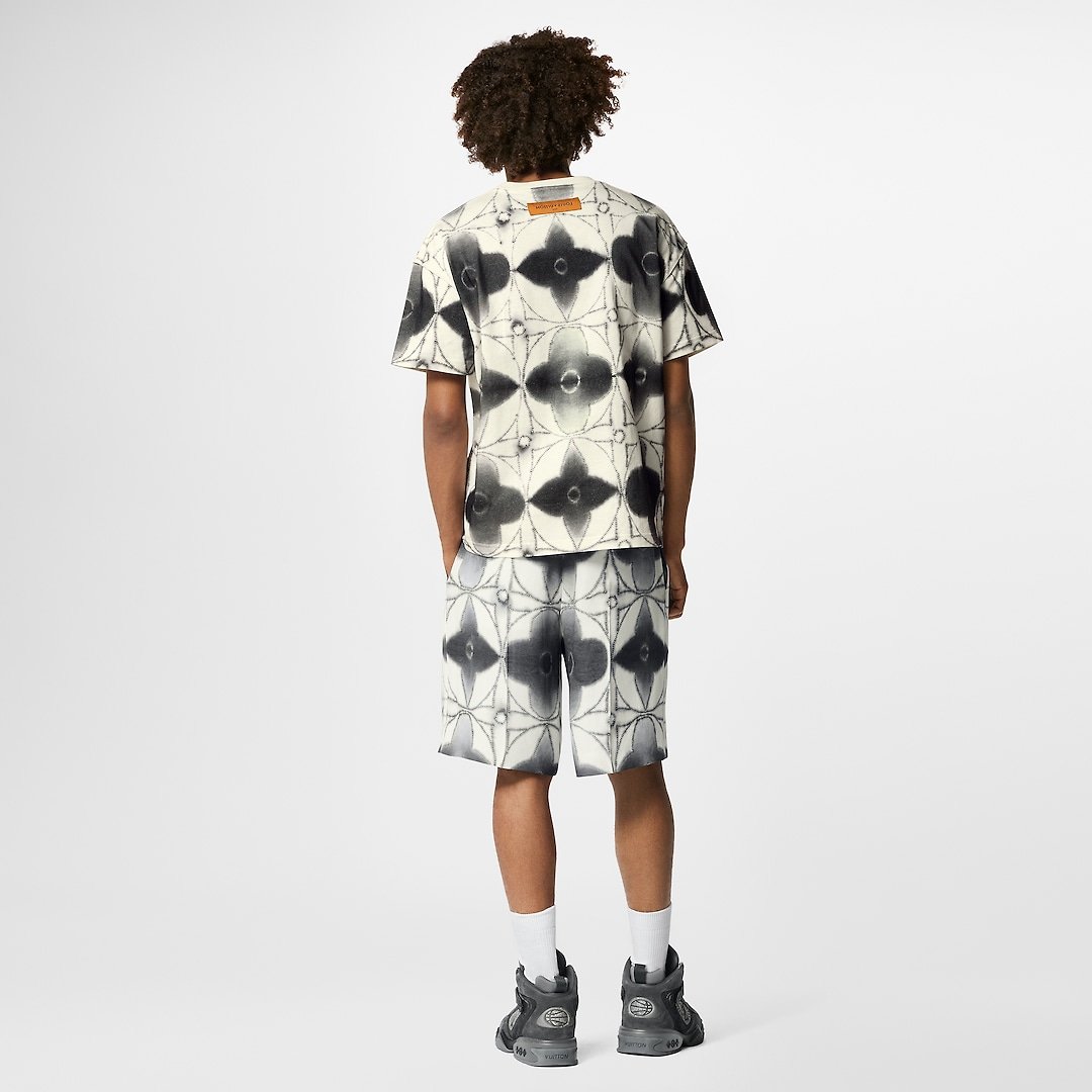 futbolka-louis-vuitton-shibori-tie-dye-temno-seraya4_m10335760