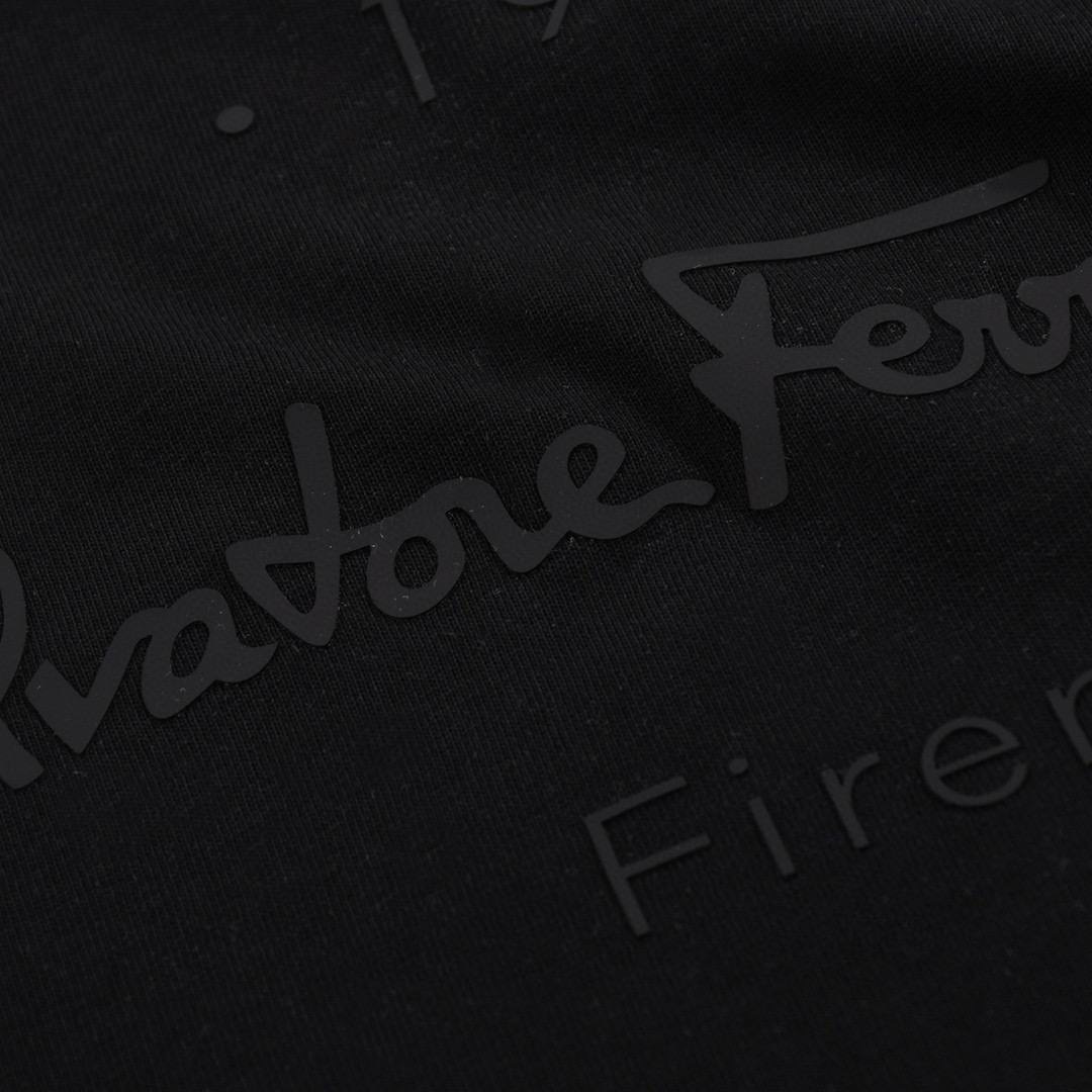 futbolka-salvatore-ferragamo-chernaya2_f10316100