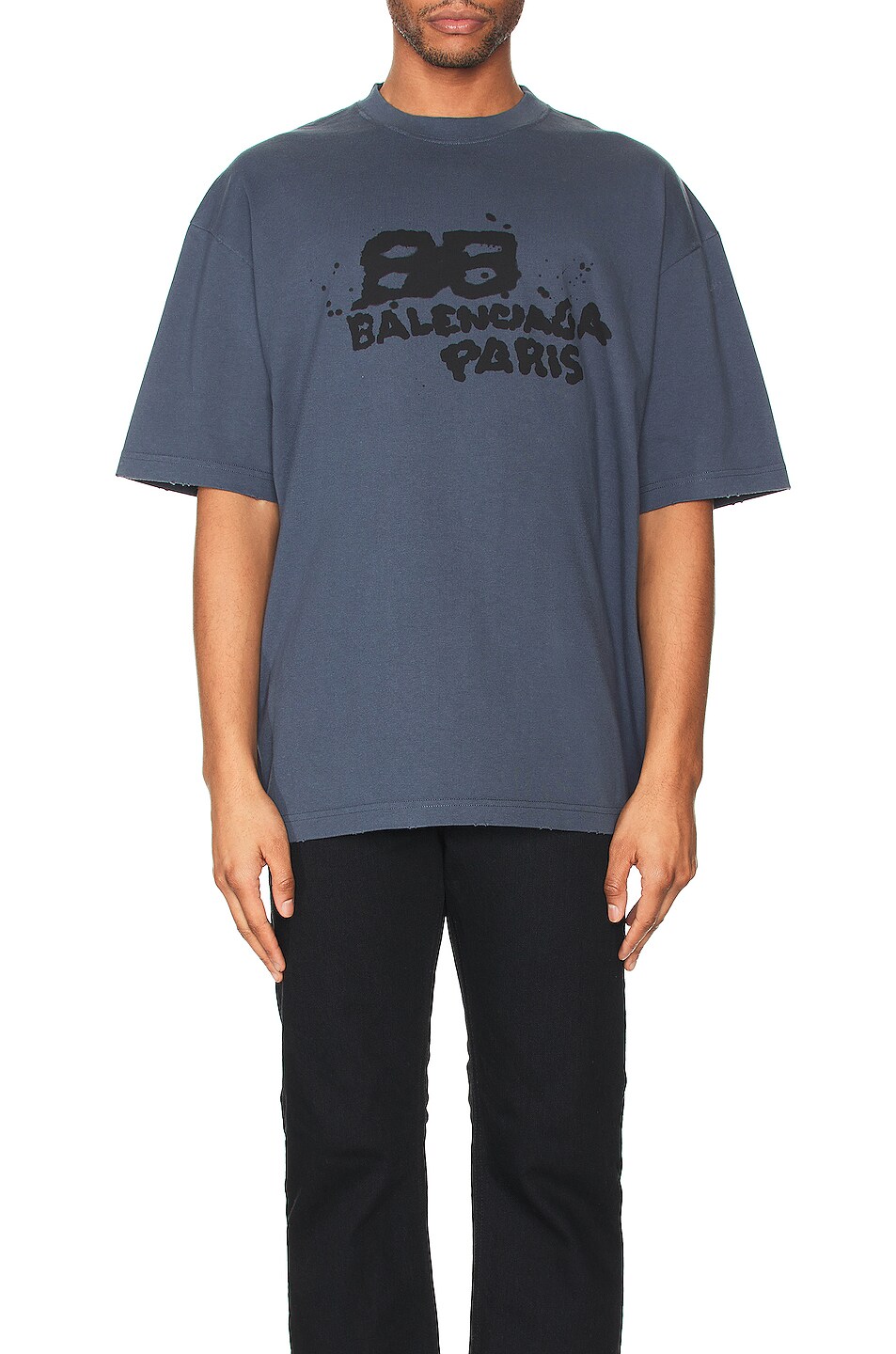 futbolka-vetements-balenciaga-sinyaya3_m10322050