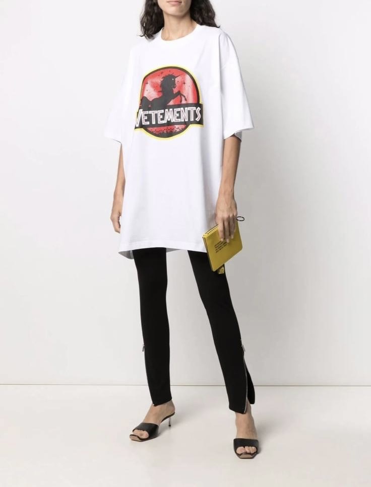 futbolka-vetements-belaya4_m10323230