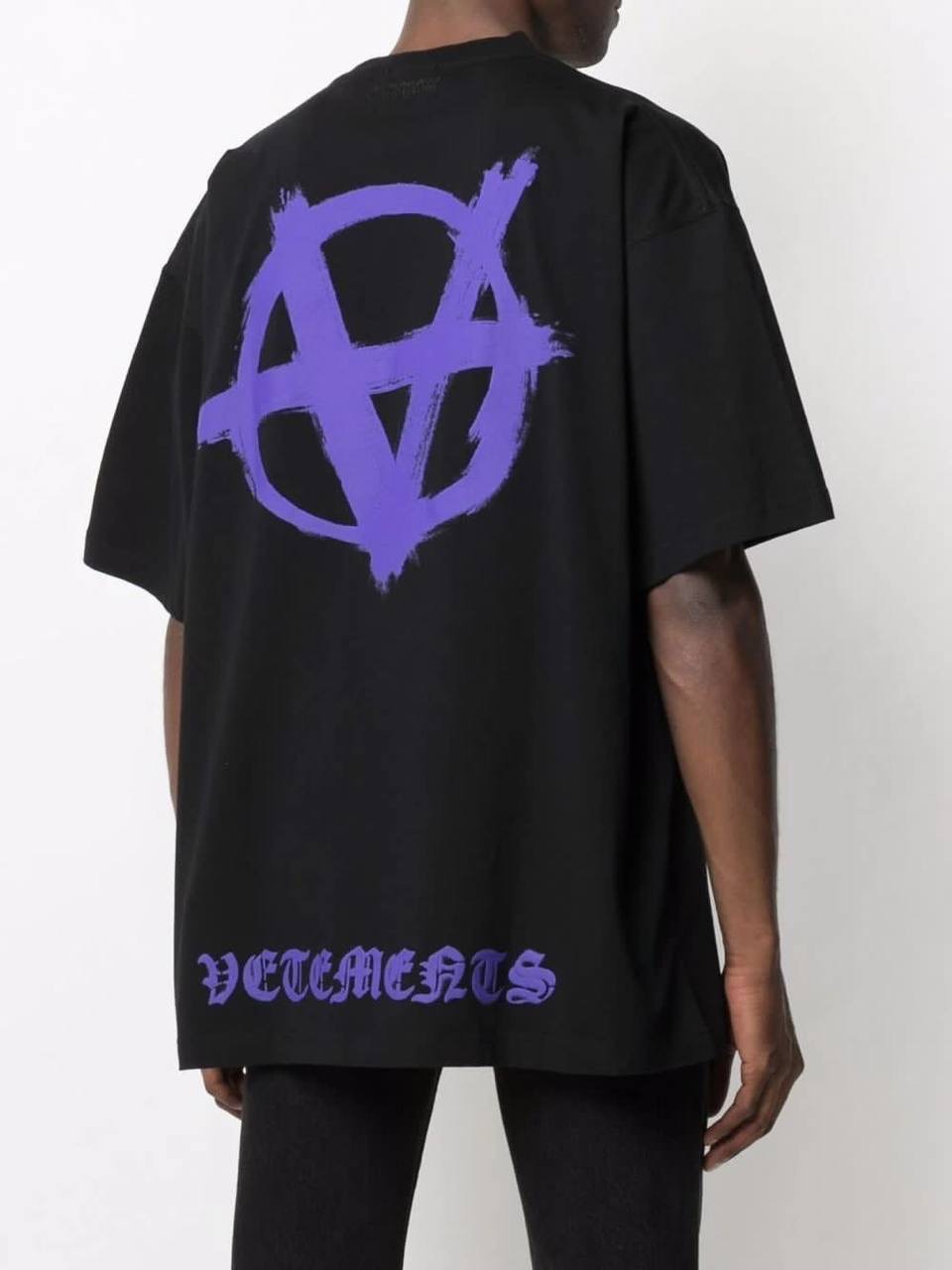 futbolka-vetements-chernaya1_f10323080