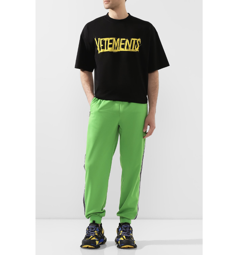 futbolka-vetements-chernaya1_m10321160