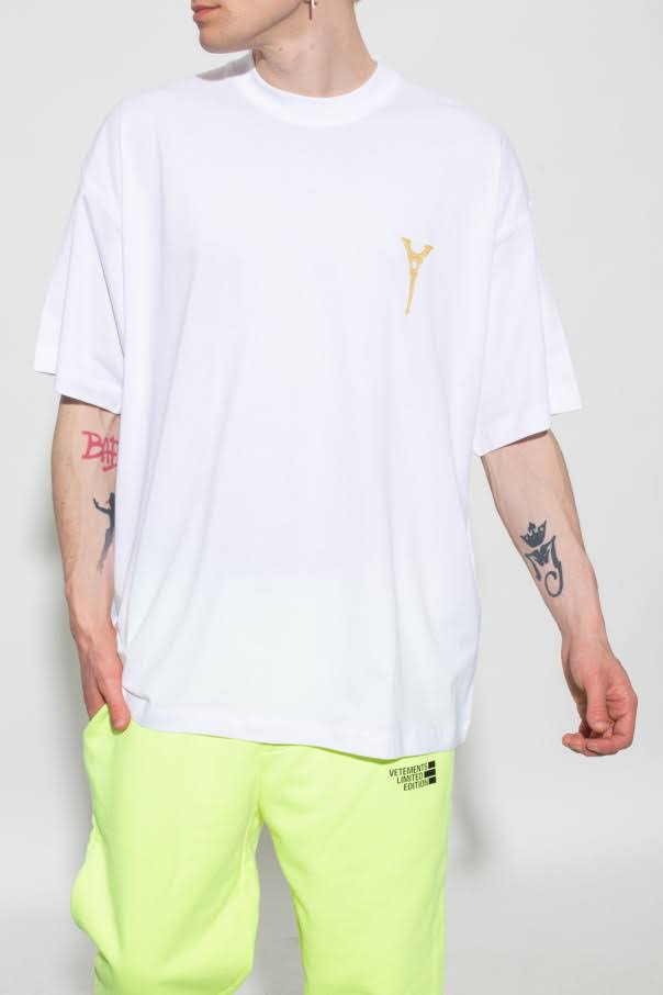futbolka-vetements-chernaya2_m10320710