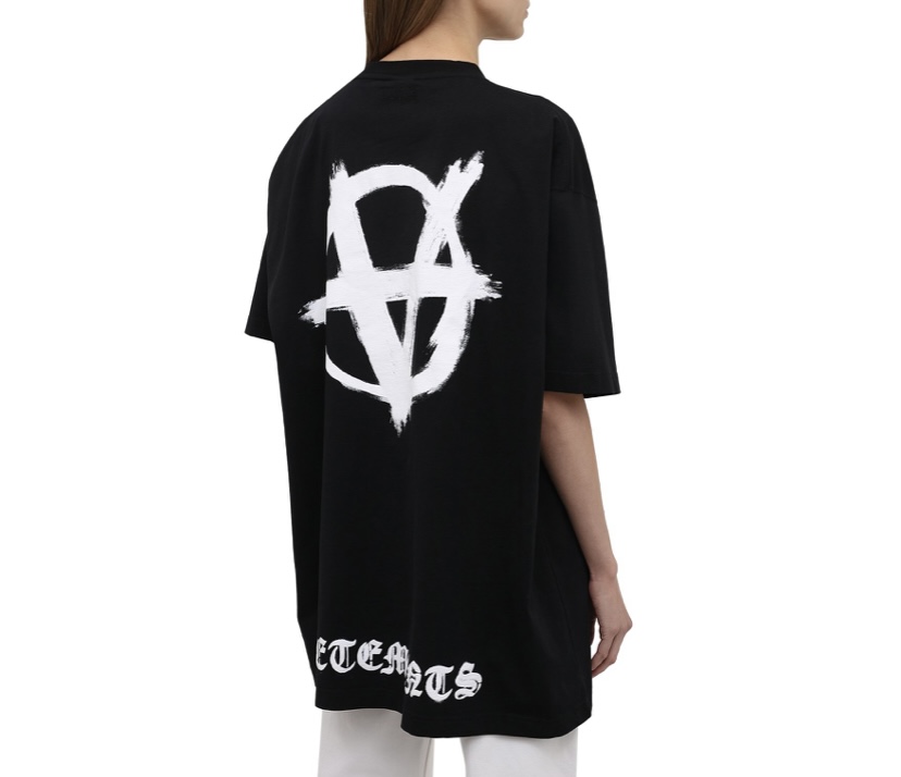futbolka-vetements-chernaya3_m10319730