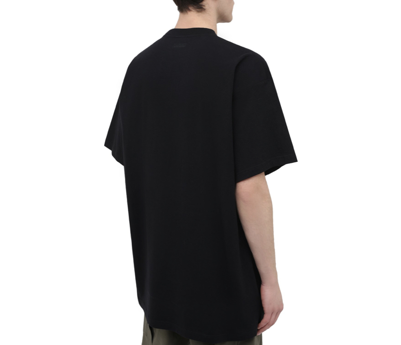 futbolka-vetements-chernaya3_m10321580
