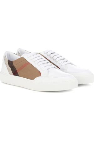 kedy-burberry-house-check-belye2_f10105100