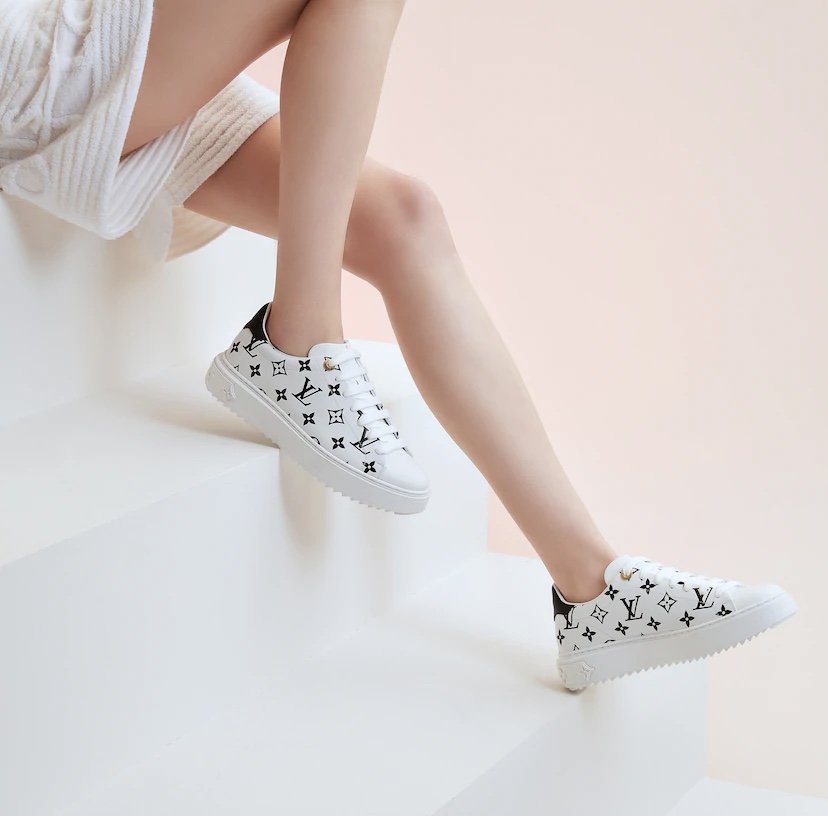 kedy-louis-vuitton-time-out-belye1_f10115060