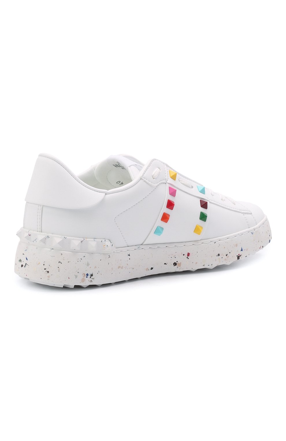 kedy-valentino-rockstud-untitled-belye4_f10341710