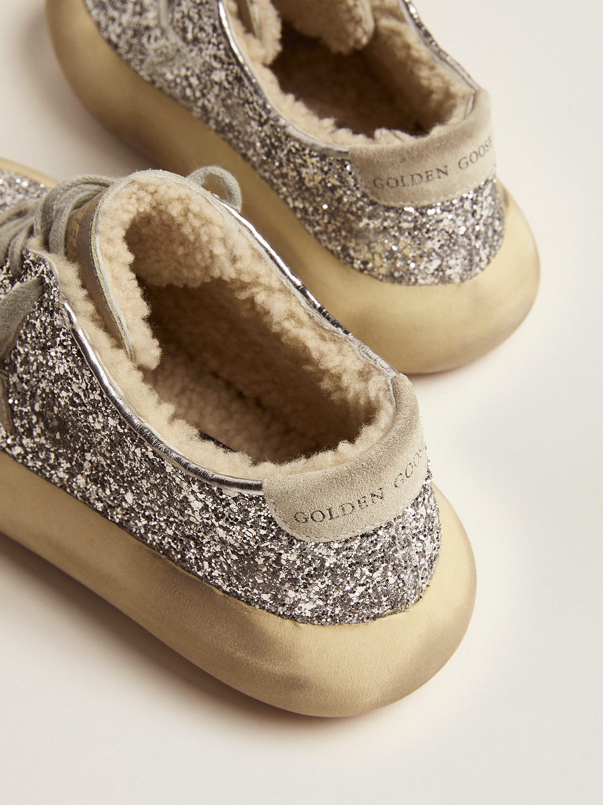 krossovki-golden-goose-space-star-serebryanye3_f10294070