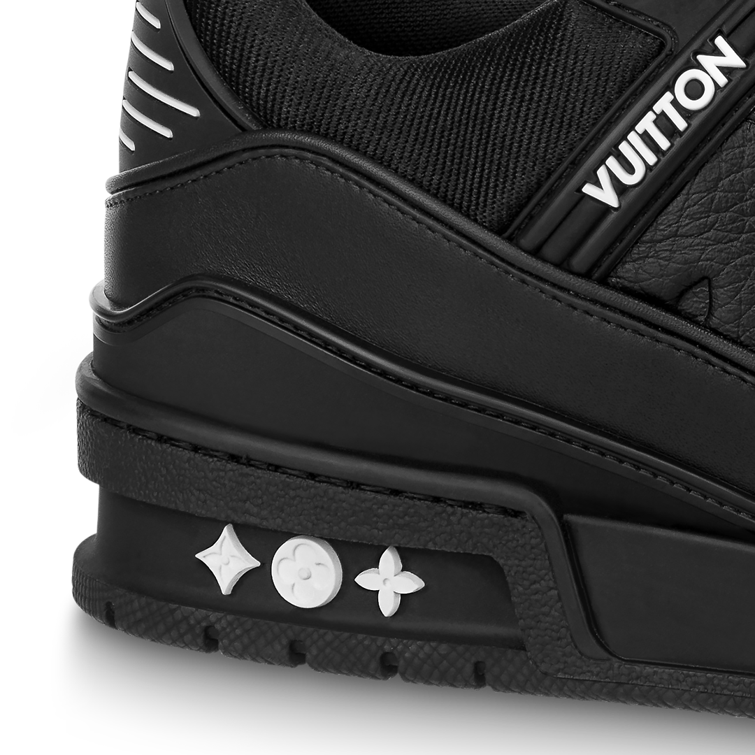 krossovki-louis-vuitton-lv-trainer-chernye1_m10314790