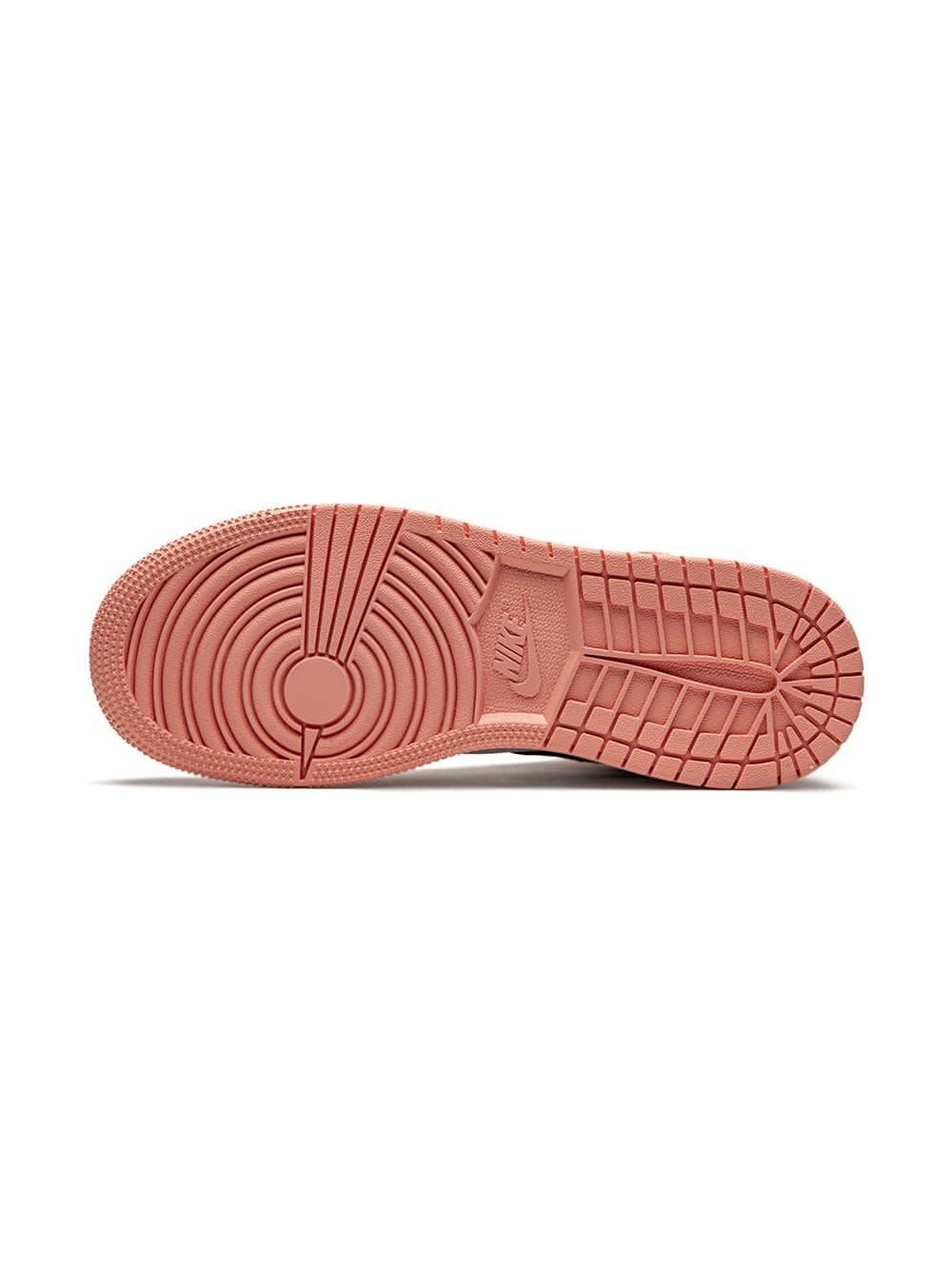 krossovki-nike-air-jordan-1-mid-rozovye3_f10134800
