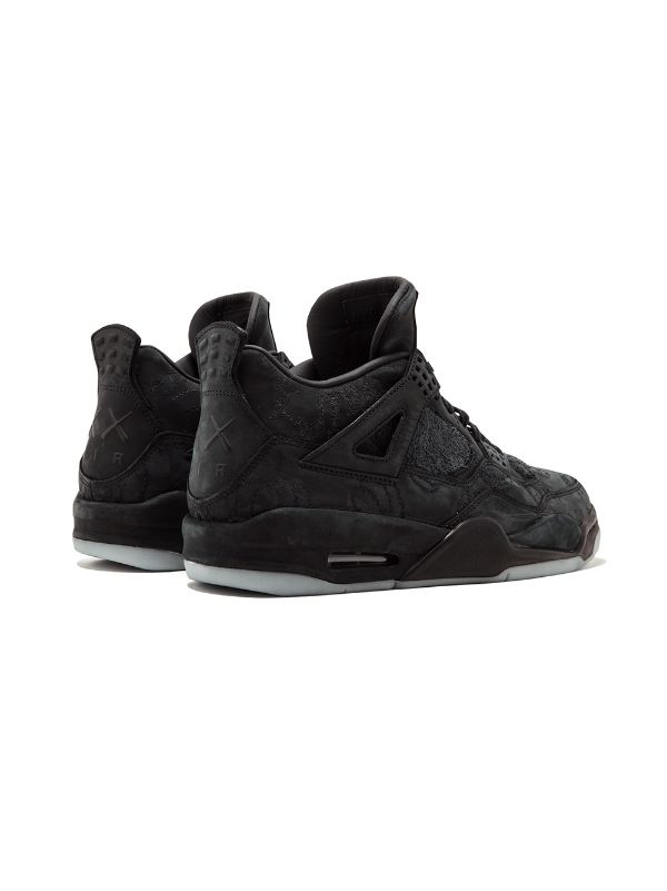 krossovki-nike-air-jordan-4-retro-kaws-chernye2_m10291470