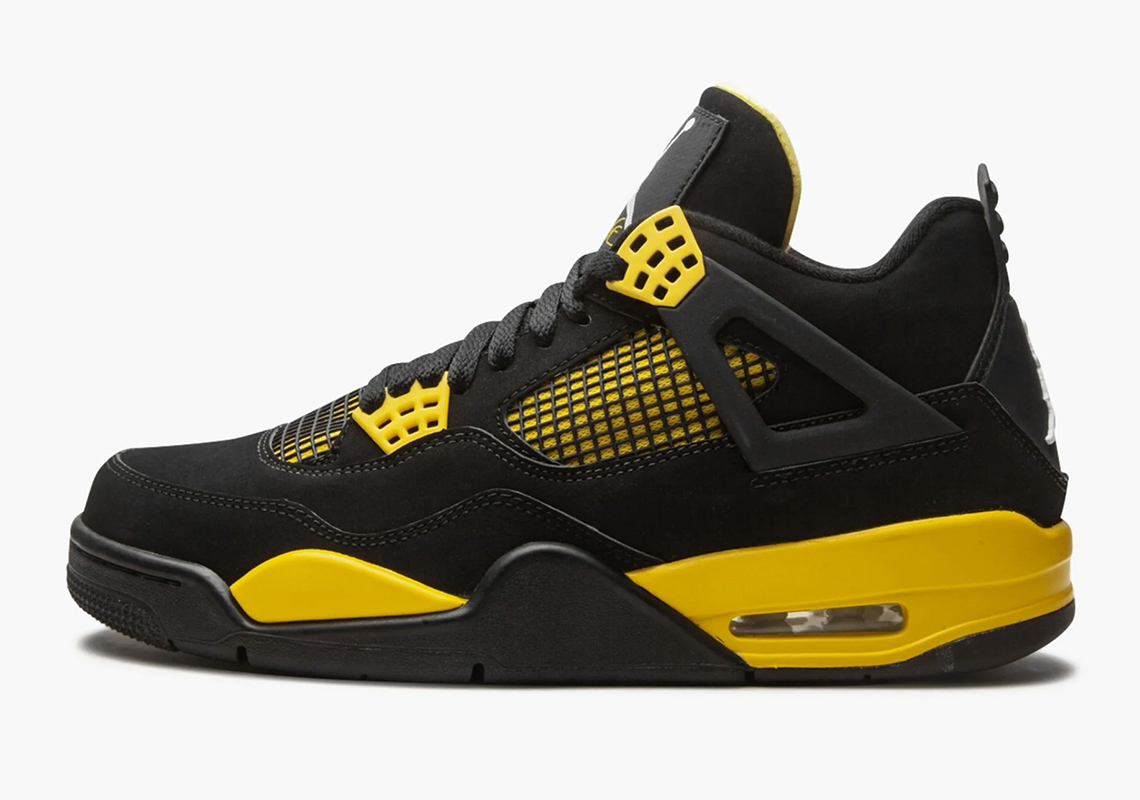 krossovki-nike-air-jordan-4-retro-thunder-chernye1_m10330810