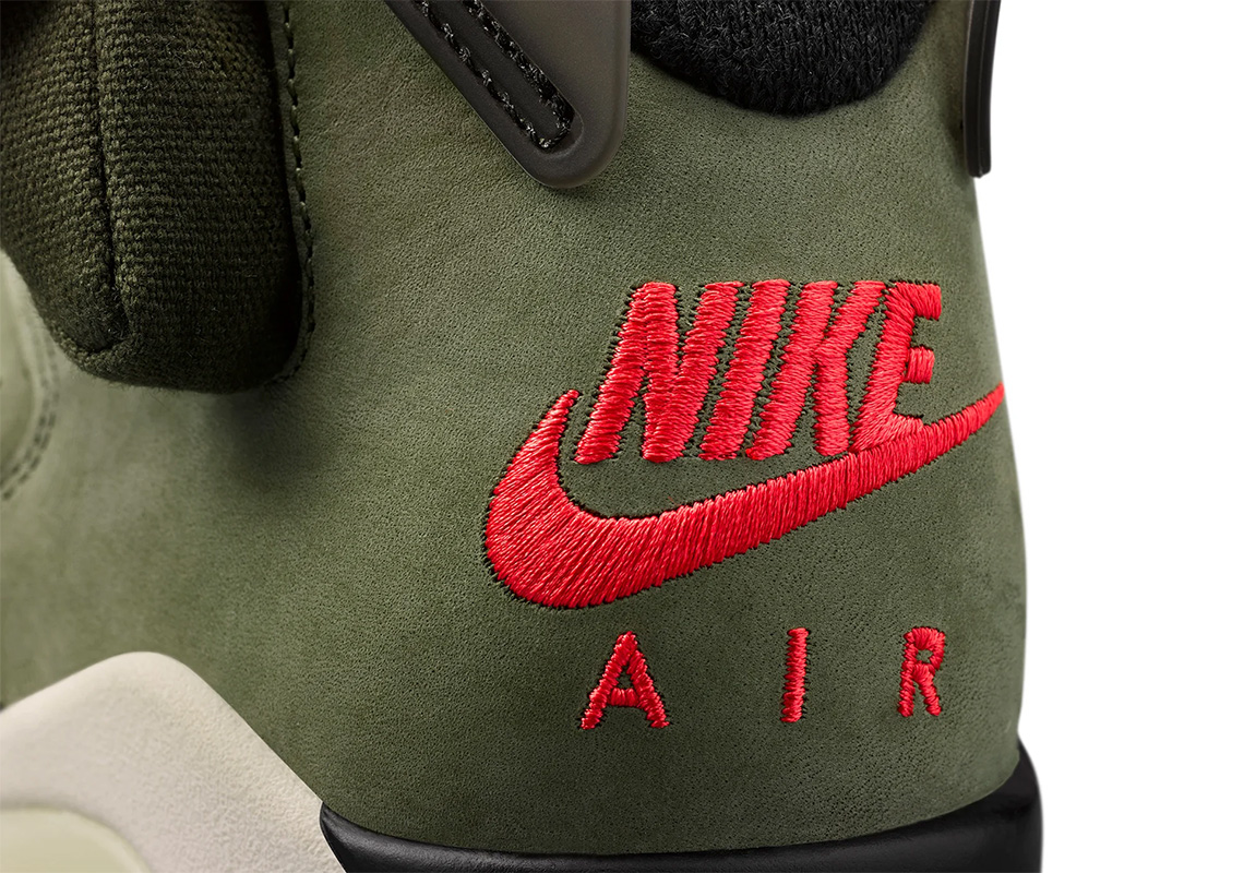 krossovki-nike-air-jordan-6-retro-travis-scott-temno-zelenye3_m10291490