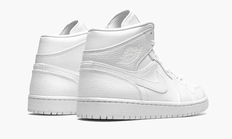 krossovki-nike-jordan-1-mid-belye2_f10326760