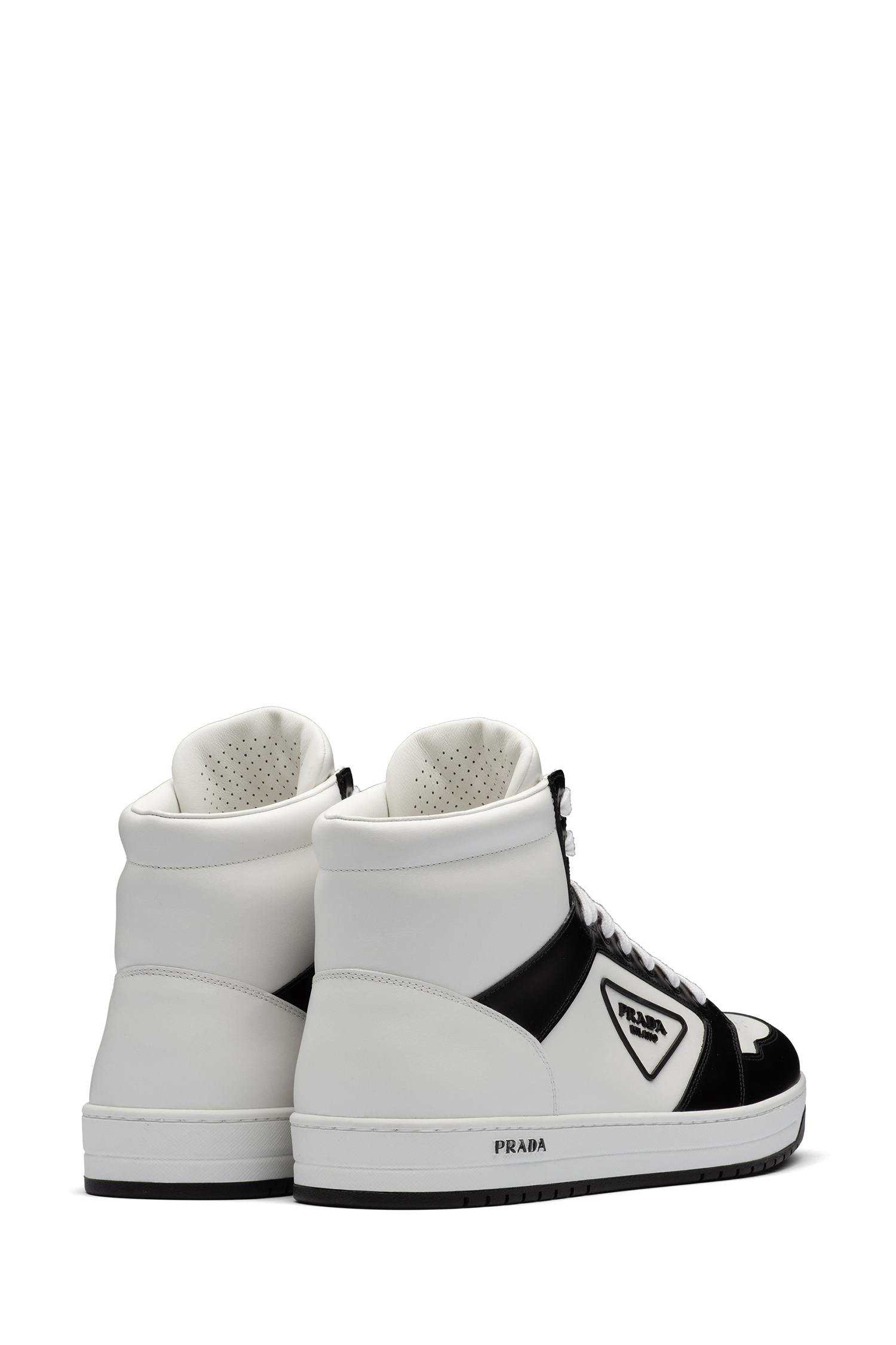 krossovki-prada-belye4_m10203670