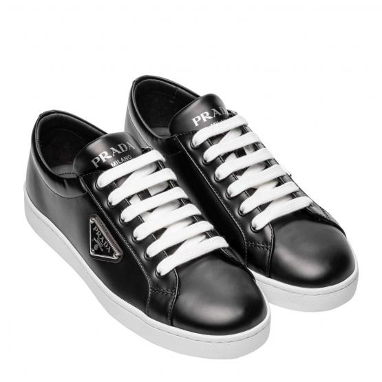 krossovki-prada-chernye3_m10252770