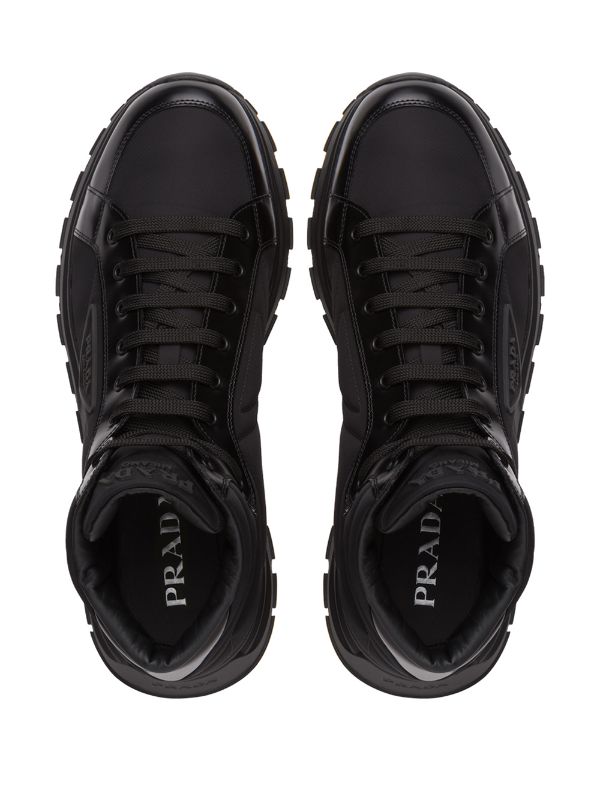 krossovki-prada-prax-01-chernye3_f10189310