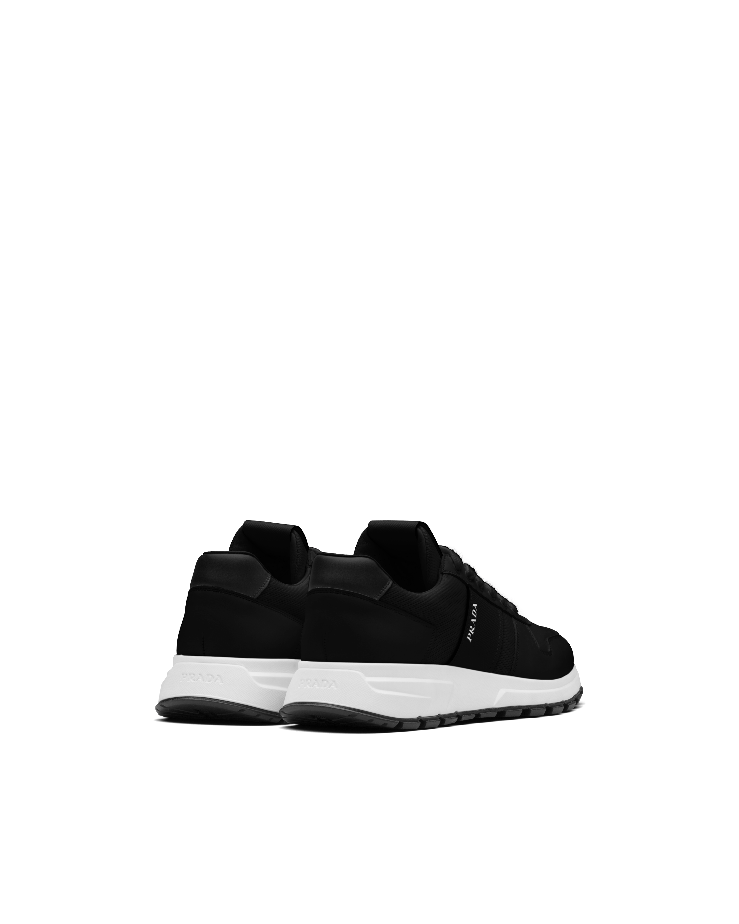 krossovki-prada-prax-01-chernye3_m10113370
