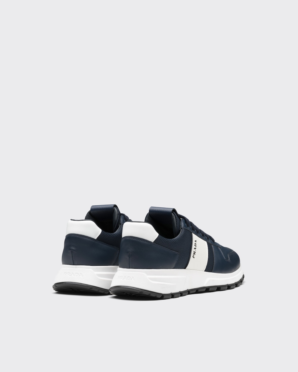 krossovki-prada-prax-01-chernye3_m10304980