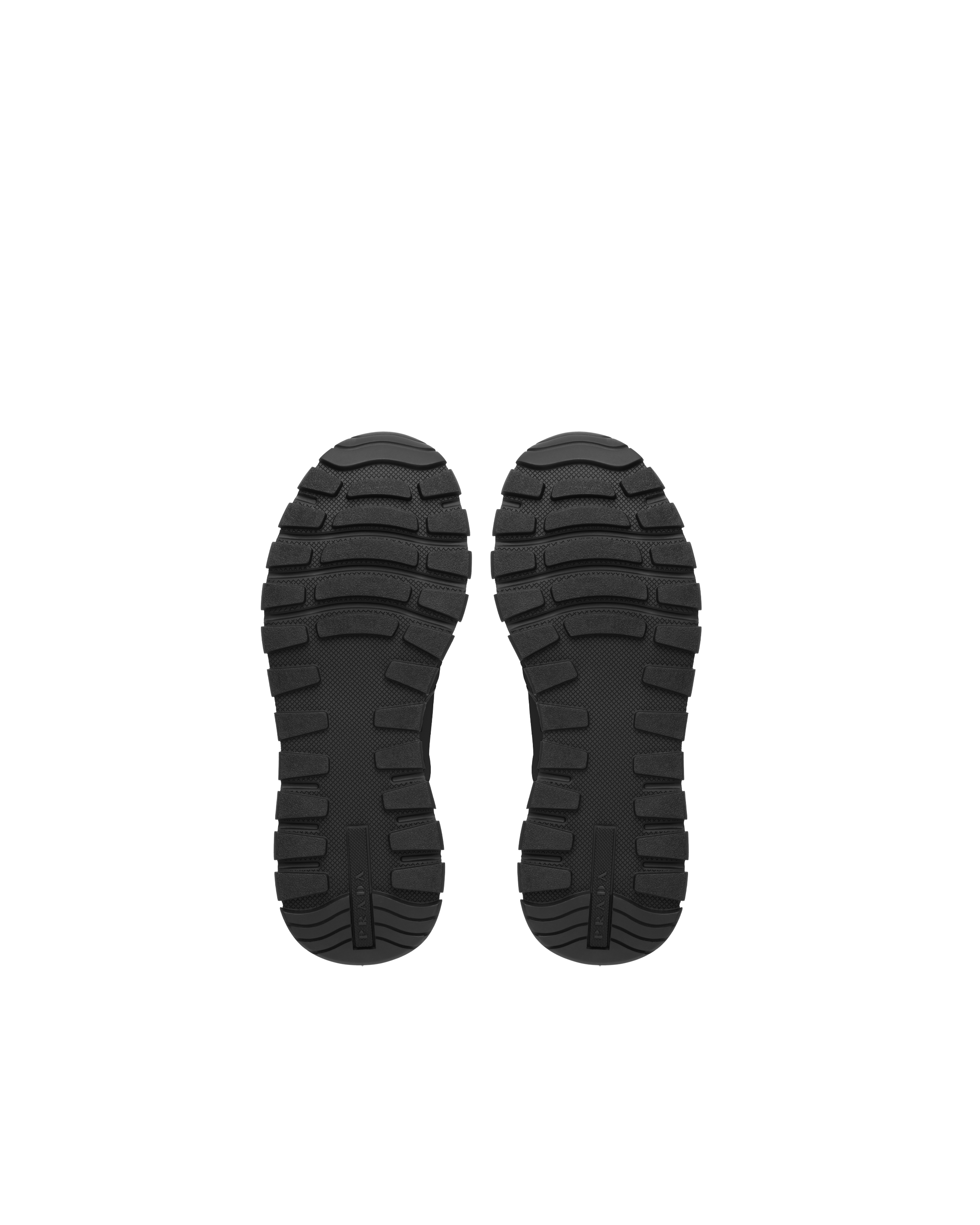 krossovki-prada-prax-01-chernye4_m10113370