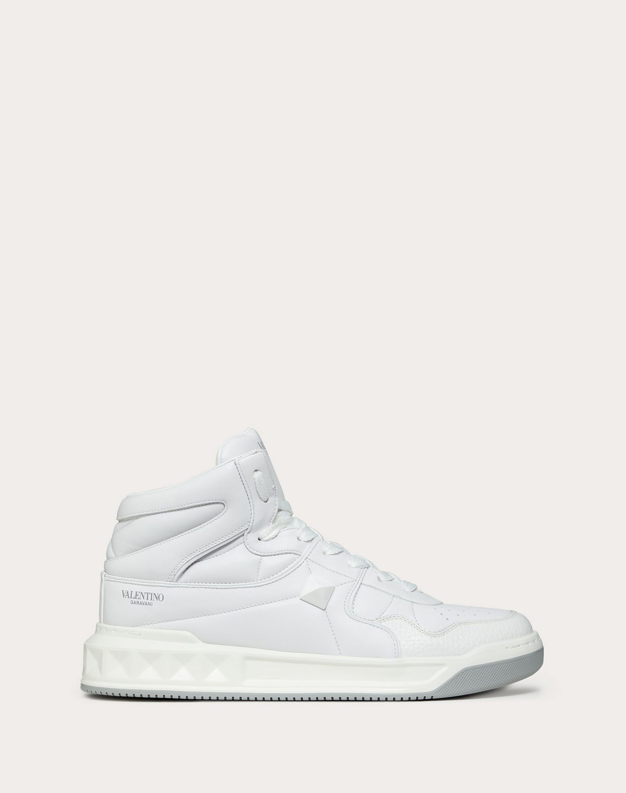 krossovki-valentino-one-stud-belye1_f10142590-scaled