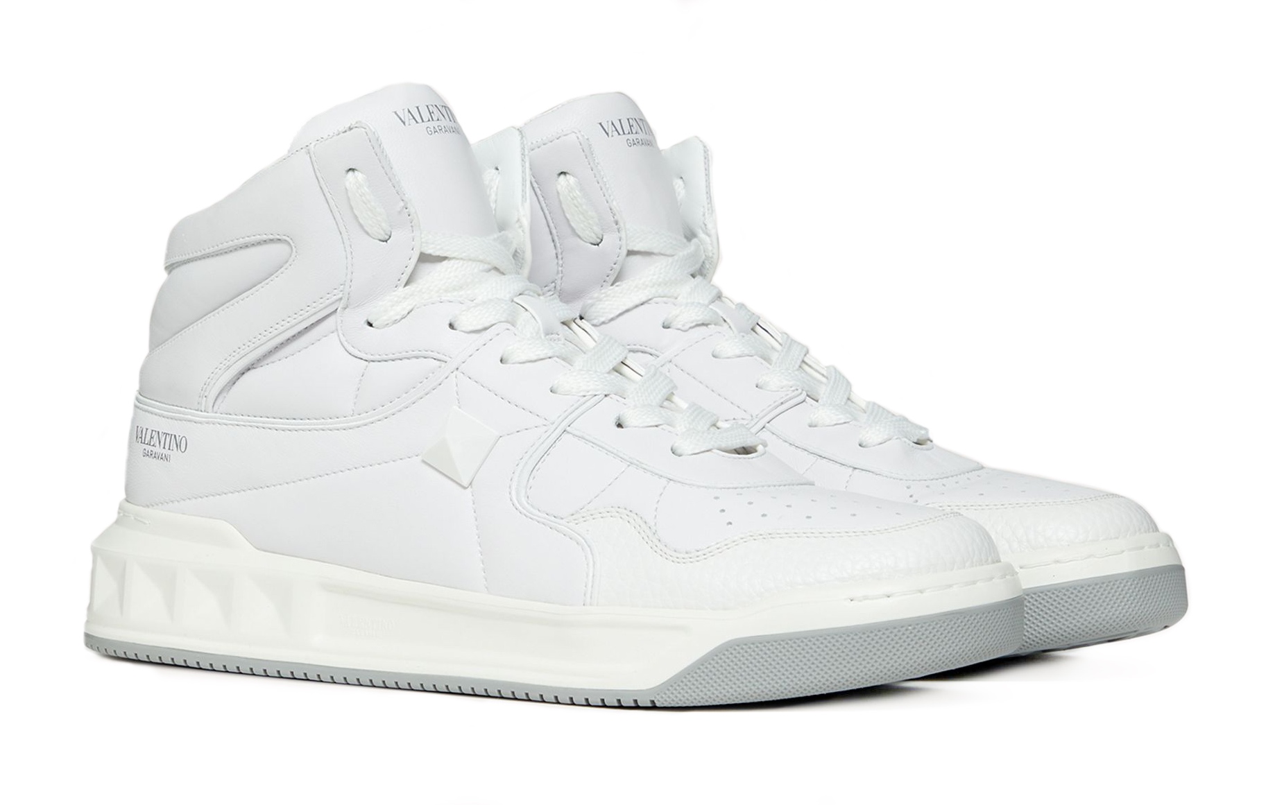 krossovki-valentino-one-stud-belye_f10142590