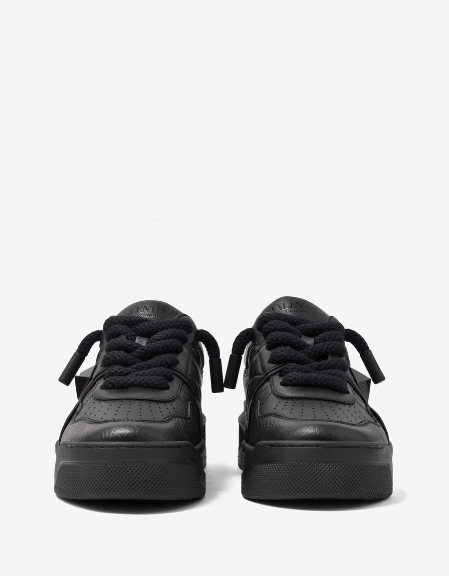 krossovki-valentino-one-stud-xl-chernye3_f10331030