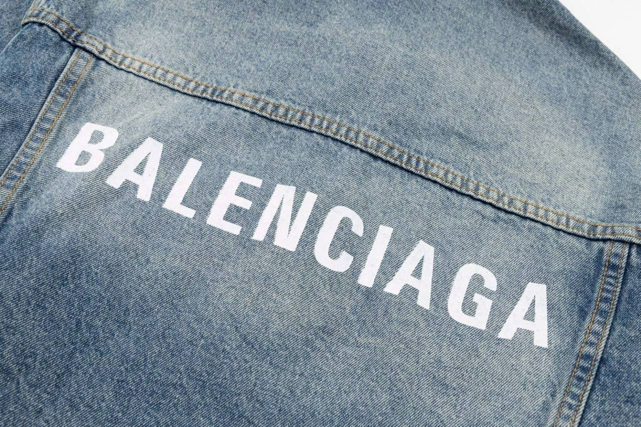 kurtka-balenciaga-ul-sinyaya4_m10331590