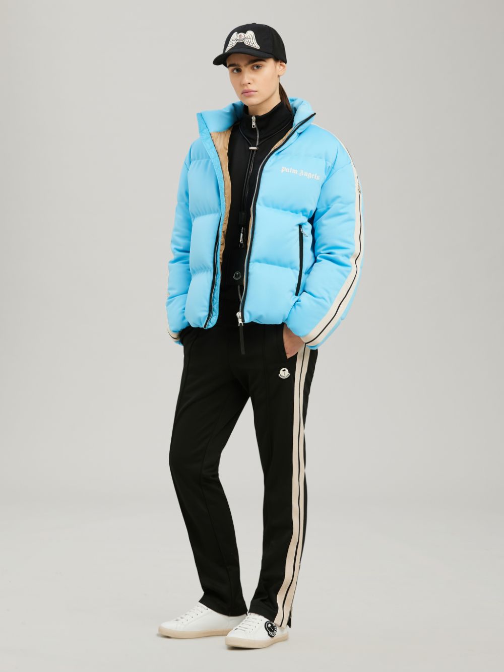 kurtka-palm-angels-moncler-genius.-golubaya3_f10313230
