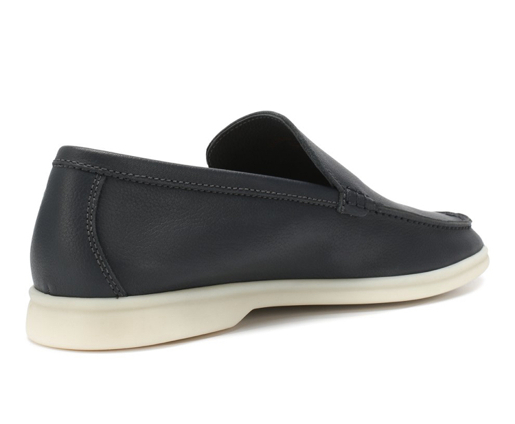 lofery-loro-piana-summer-walk-temno-sinie3_m1078600