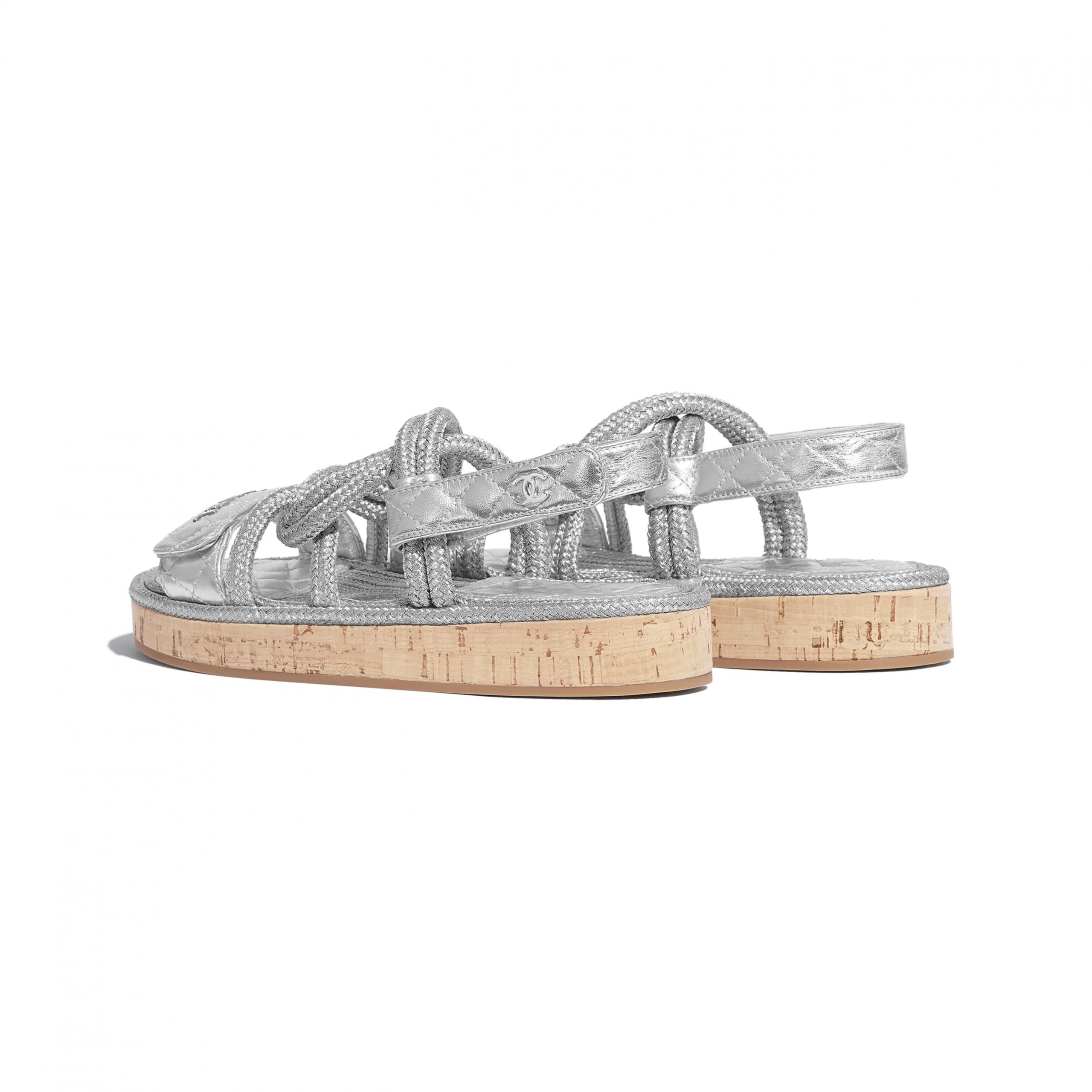sandali-chanel-mm.3_f1034900-scaled