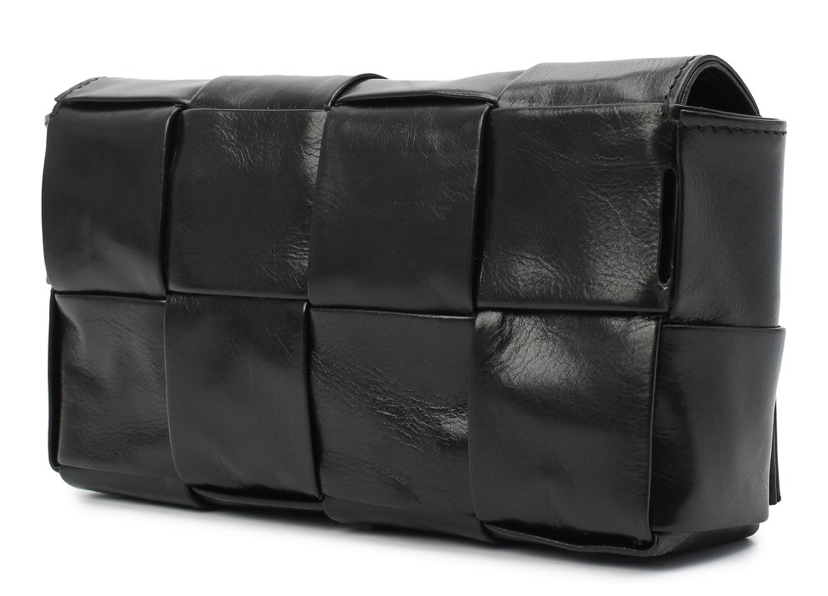 sumka-bottega-veneta-cassette-belt-bag-chernaya2_n10108430