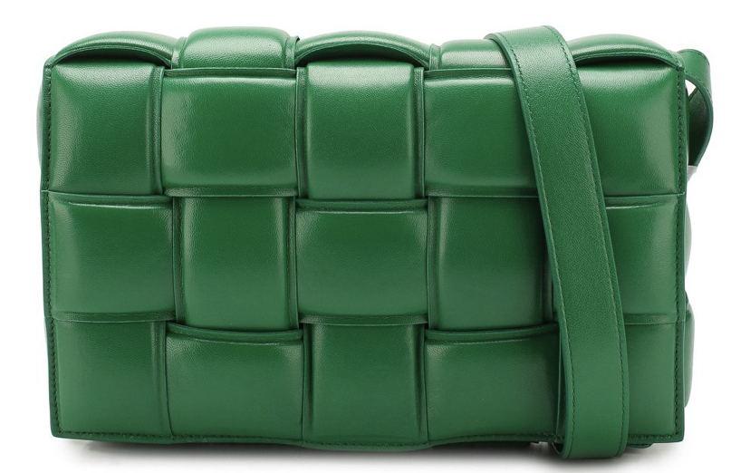 sumka-bottega-veneta-padded-cassette-zelenaya_n10113430