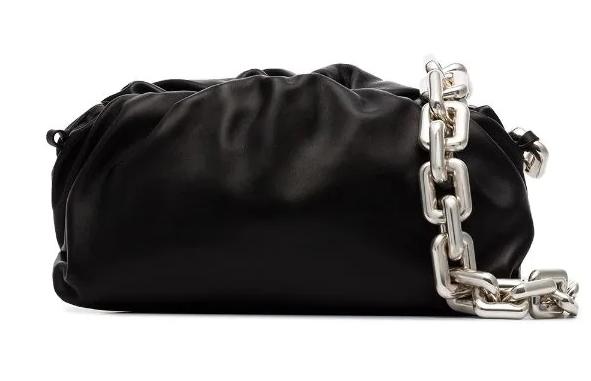 sumka-bottega-veneta-the-chain-pouch-chernaya_n1047200