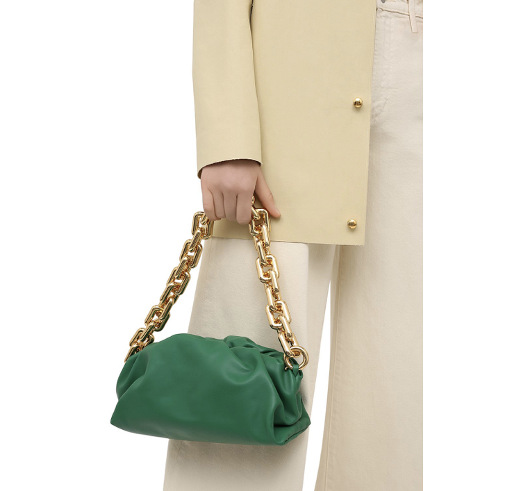sumka-bottega-veneta-the-chain-pouch-zelenaya1_n1035030