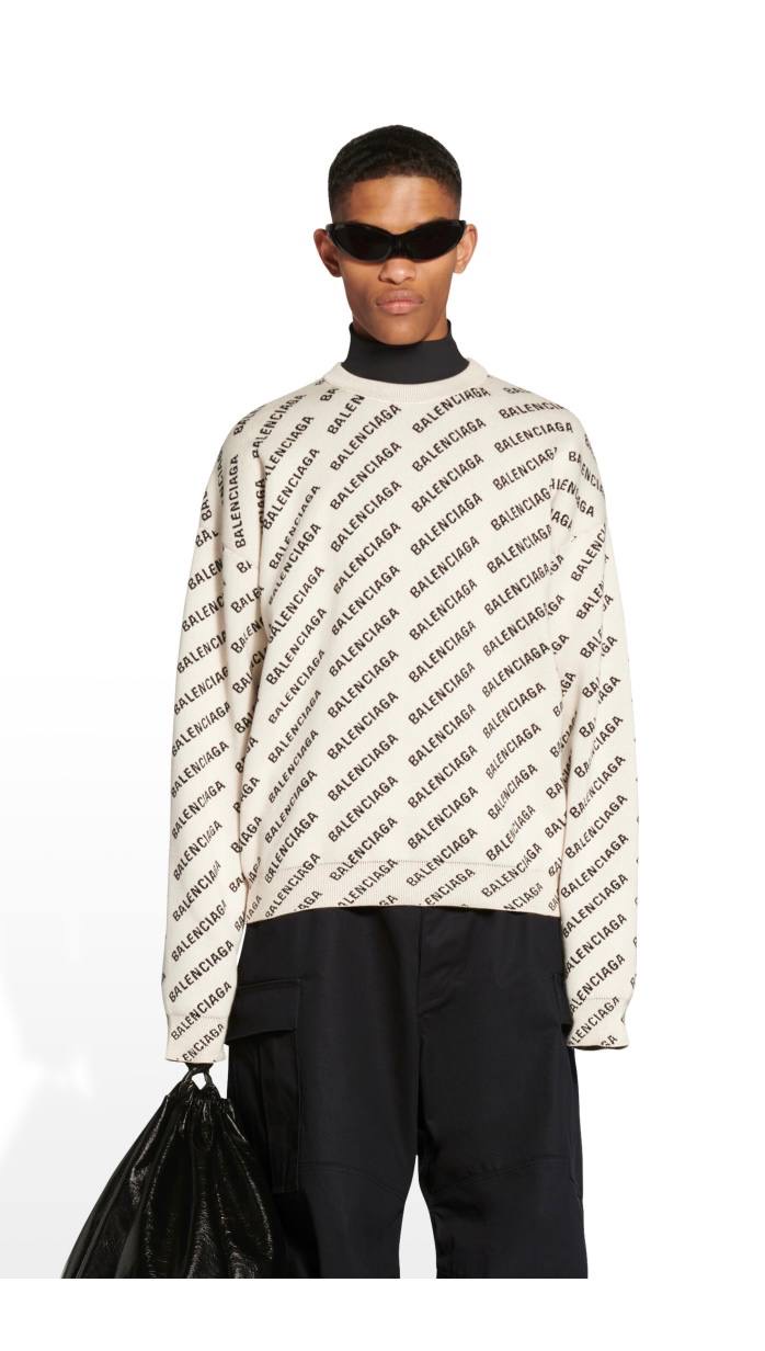 svitshot-balenciaga-ul-belye1_f10308200