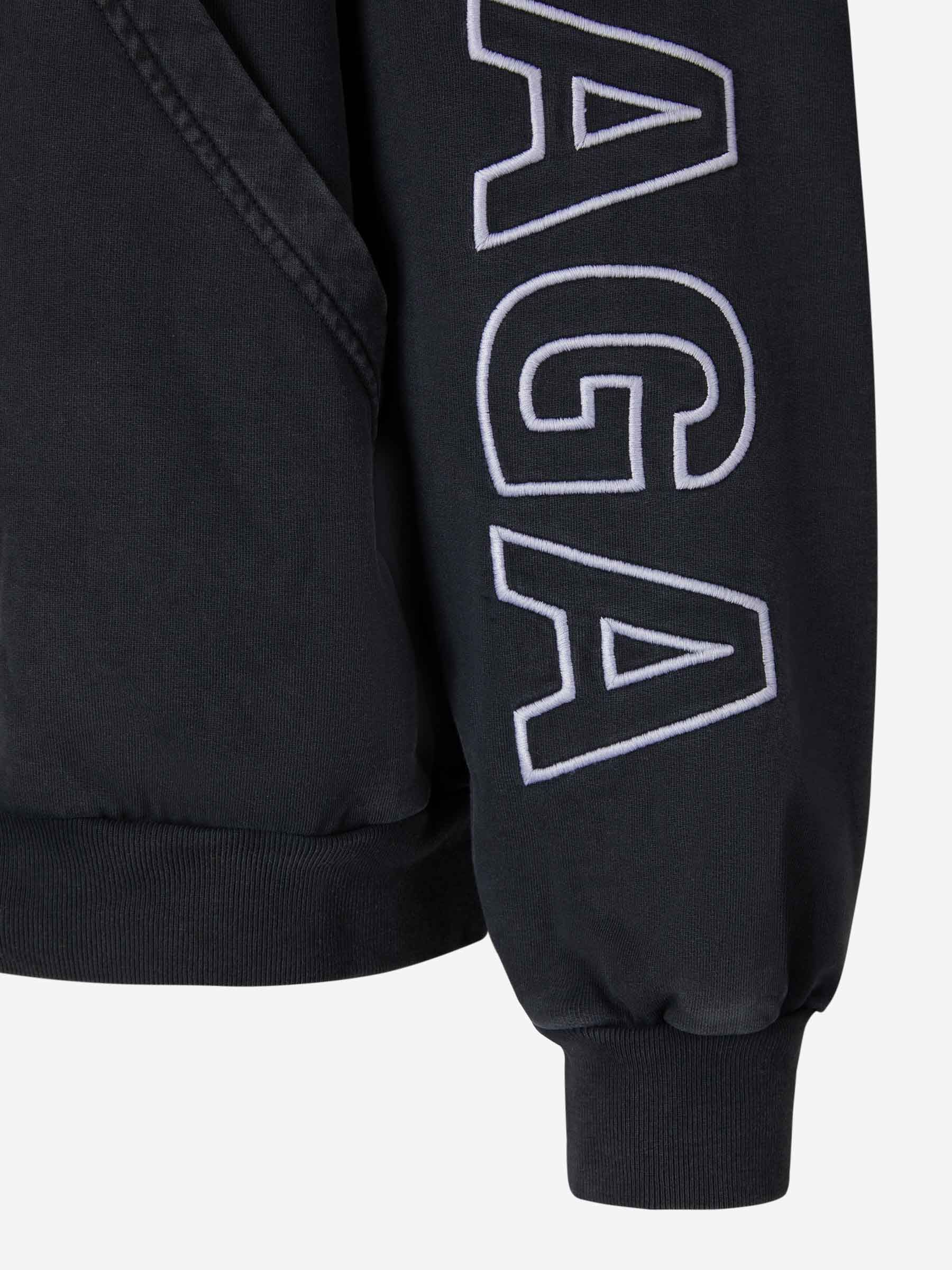 tolstovka-balenciaga-chernaya3_f10357510