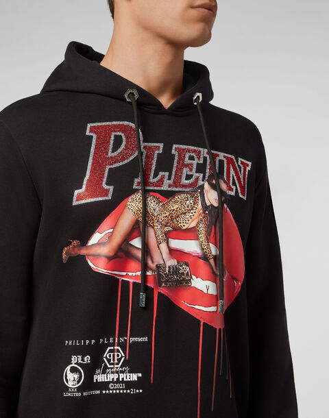 tolstovka-philipp-plein-sweatshirt-chernaya4_m10284250
