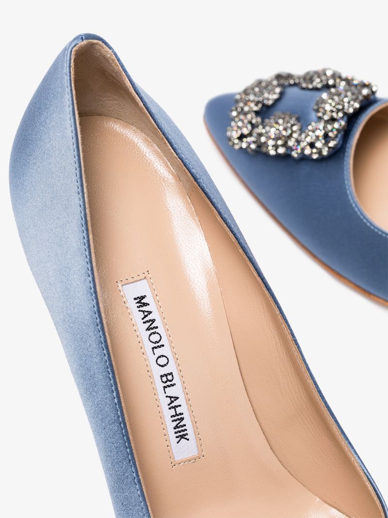 tufli-manolo-blahnik-hangisi-105-svetlo-serye3_f1069880