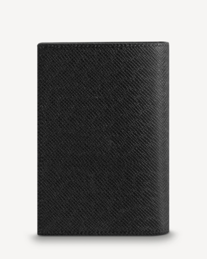 oblozhka-louis-vuitton-taiga-chernaya4_m10117530