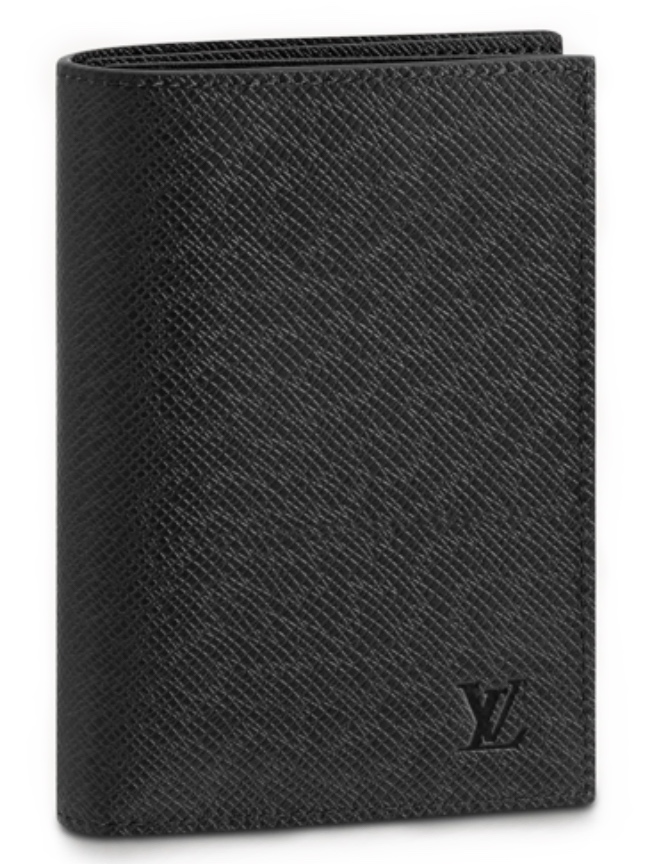 oblozhka-louis-vuitton-taiga-chernaya_m10117530