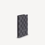 oblozhka-louis-vuitton-taiga-seraya1_m10244190