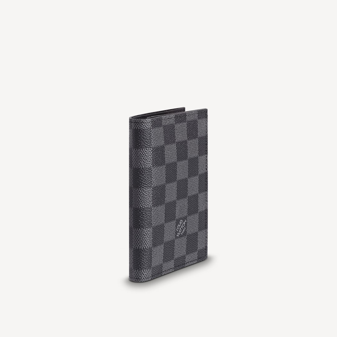 oblozhka-louis-vuitton-taiga-seraya1_m10244190