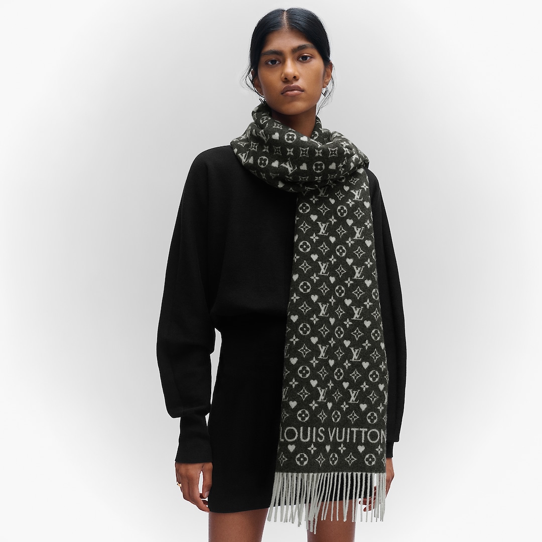 sharf-louis-vuitton-game-on-chernyj1_f10283830